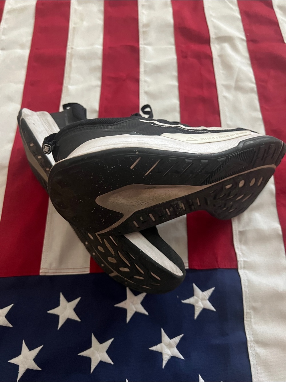 Nike shoes - Picture 3 of 13